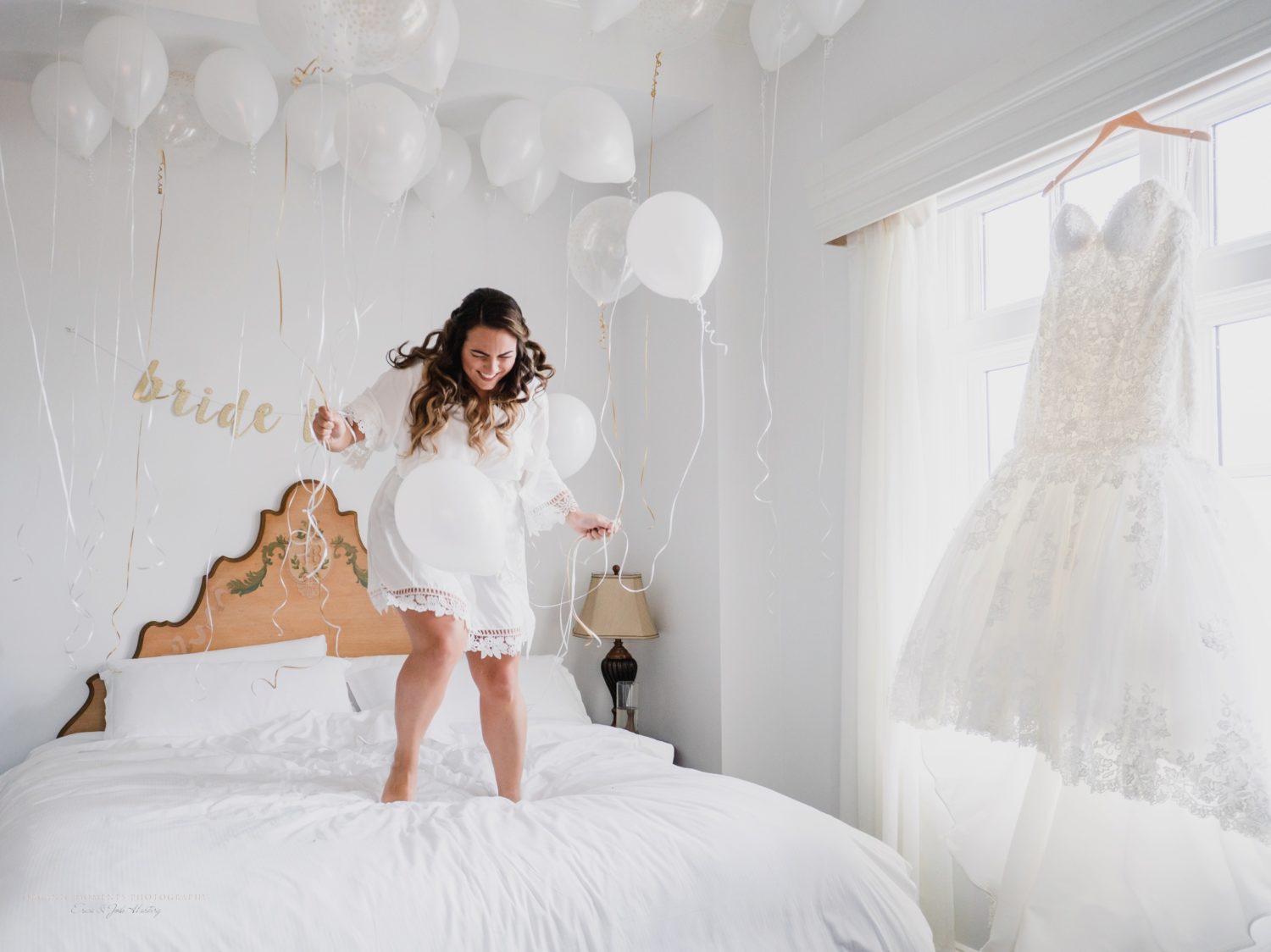 Miami-Biltmore-Hotel-wedding-dress-balloons-organic-moments-photography_0003
