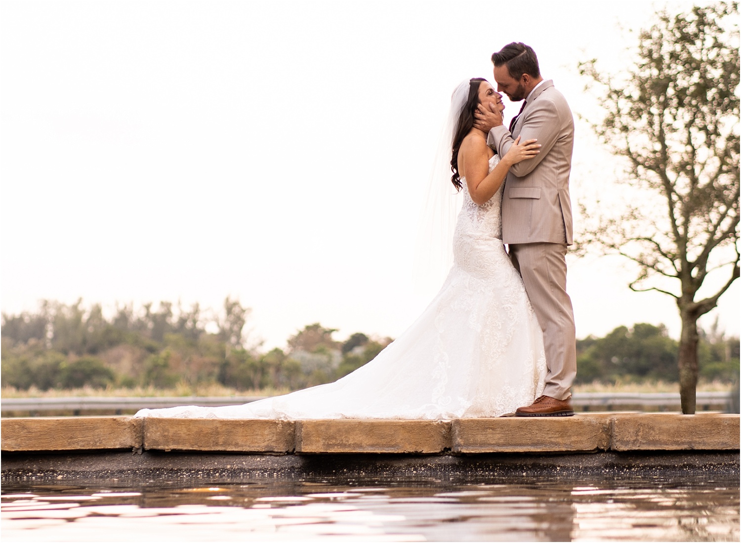 Parkland Golf Country Club Wedding organic moments photography
